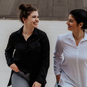 Longbluse weiss/schwarz