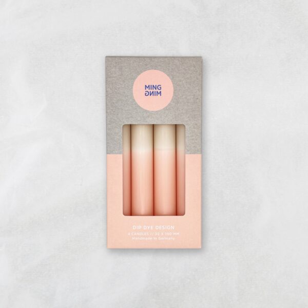 Kerzen in einer Schachtel