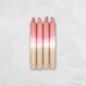 vier Stabkerzen in creme rosé