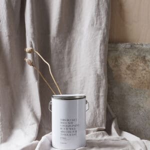 weisser Eimer mit Spruch